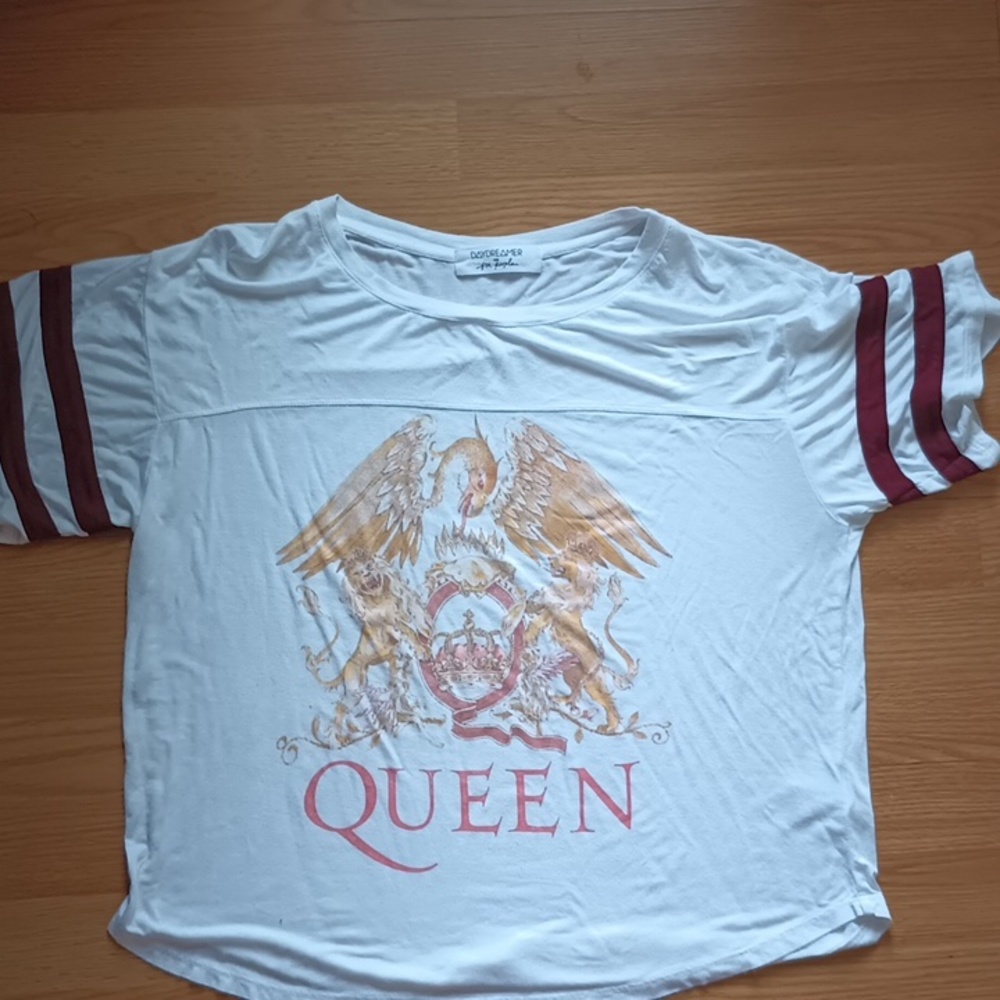 Free people tshirt